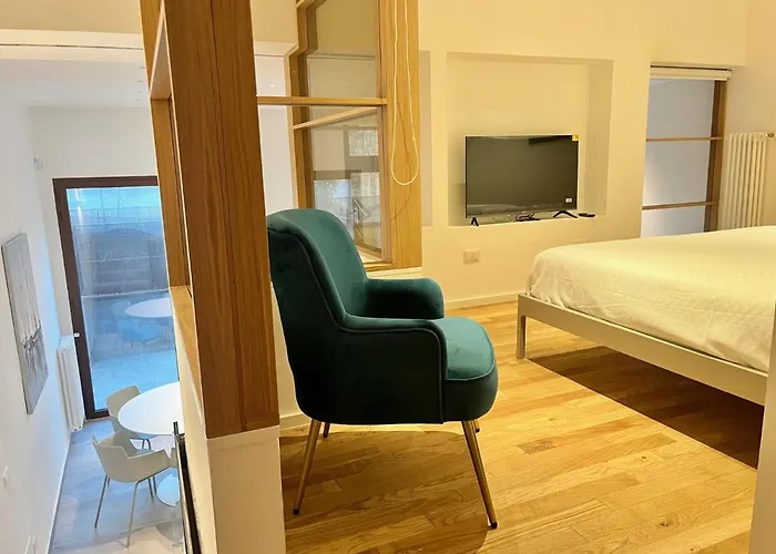 Egregia Dimora * Katánie